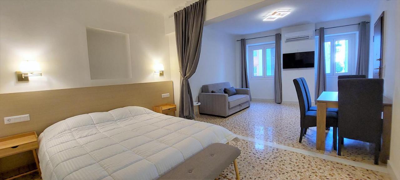 Athens Plaka Family Suites Luaran gambar