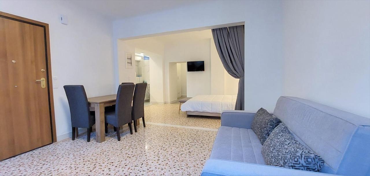 Athens Plaka Family Suites Luaran gambar